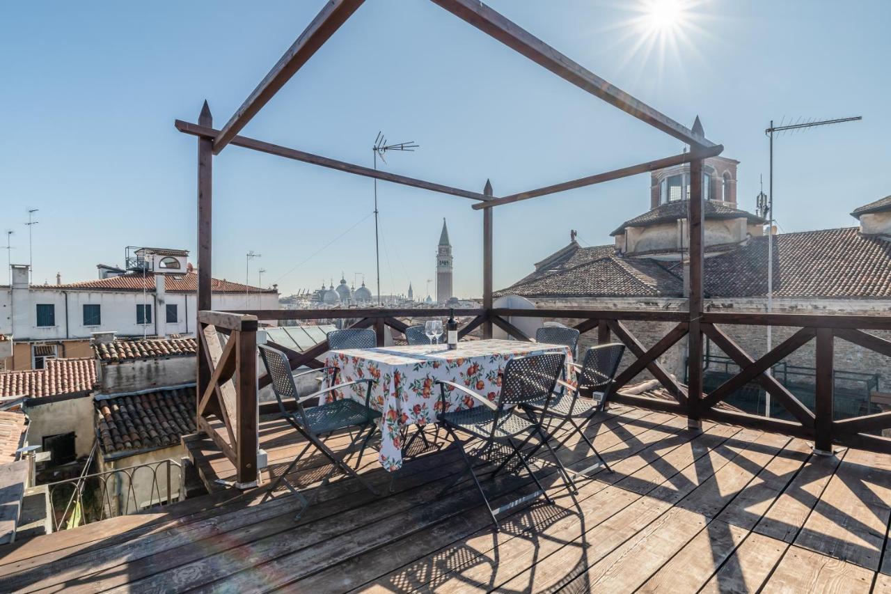 San Marco Vista Sui Tetti Veneziani Apartment ภายนอก รูปภาพ