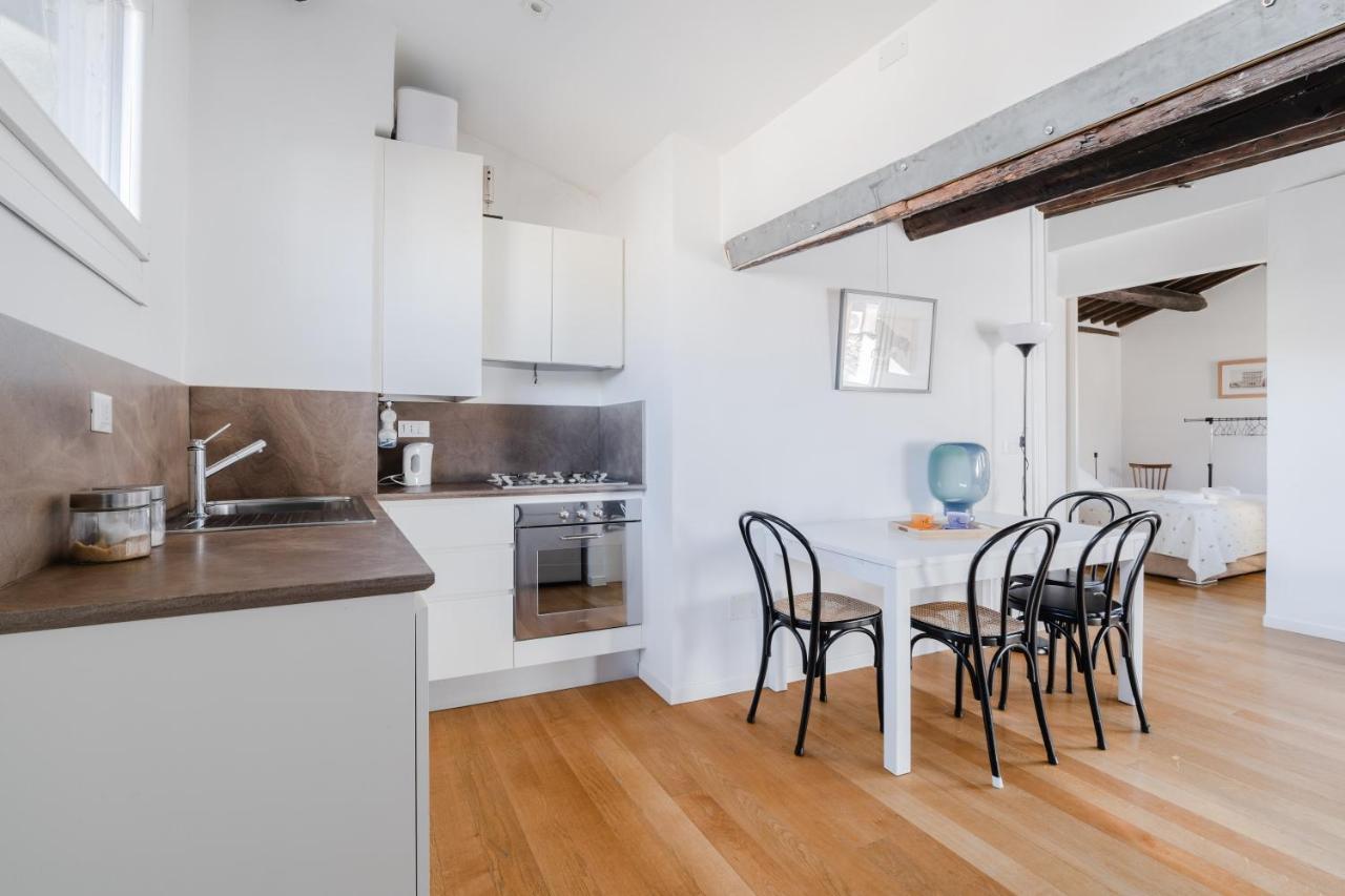 San Marco Vista Sui Tetti Veneziani Apartment ภายนอก รูปภาพ